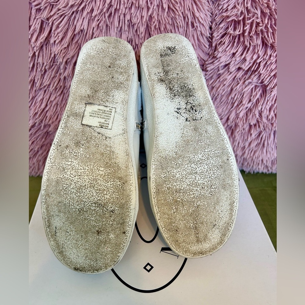 Steve Madden Bayside Tennis Shoes : Women’s size 7.5 - pearl detail - Picture 8 of 8